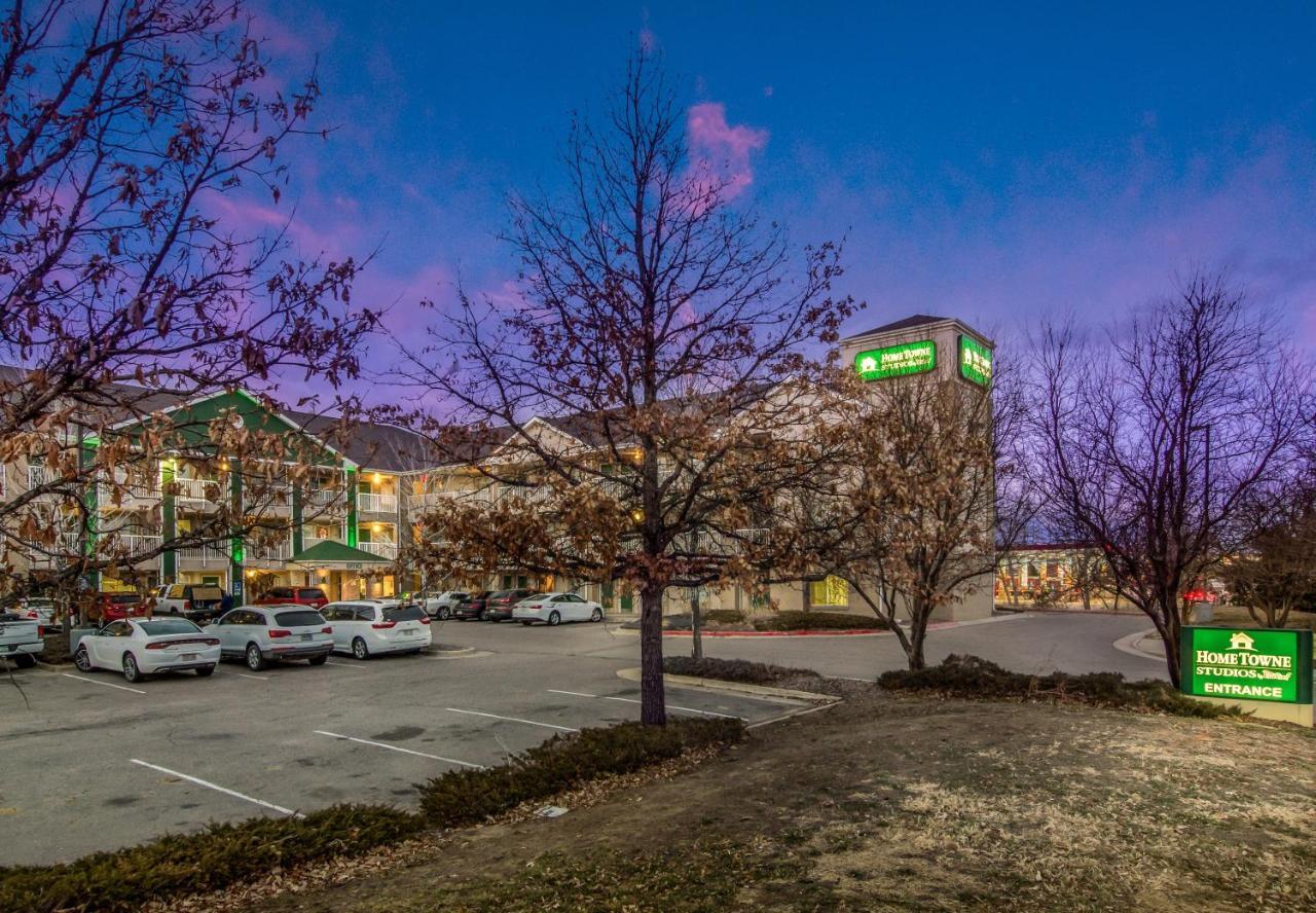 Hometowne Studios By Red Roof Denver - Airport/Aurora Exterior foto